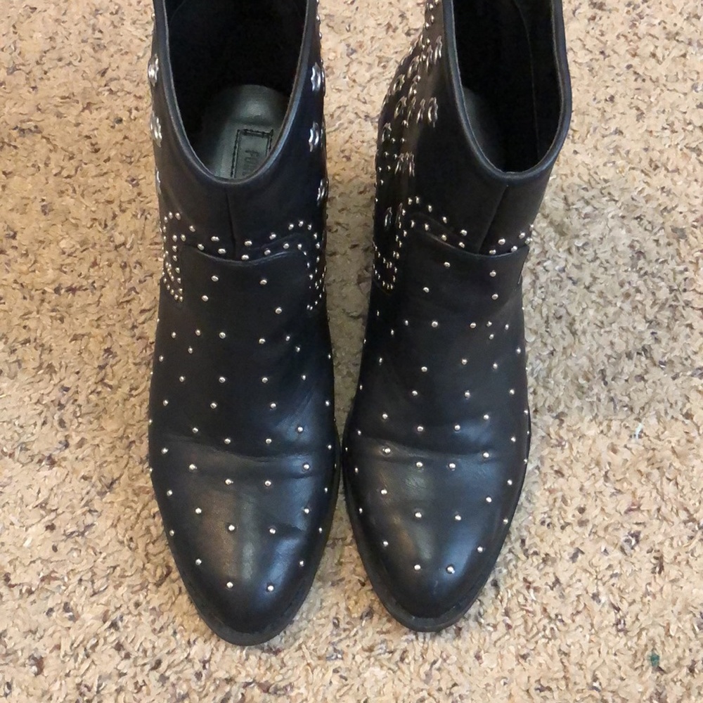 Black Grommet Boots - Picture 3 of 6